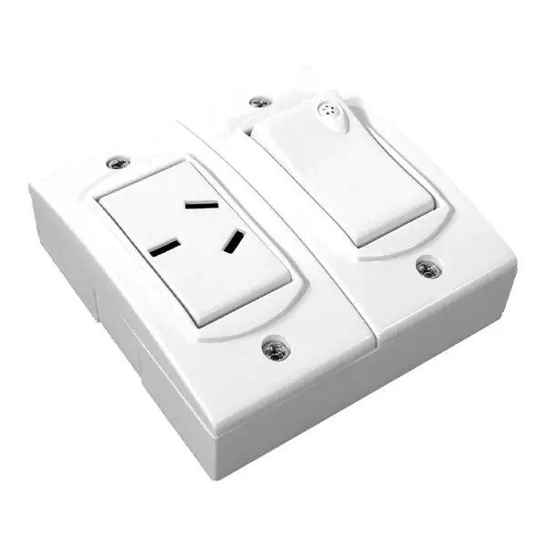 PUNTO+TOMA EXTERIO JELUZ MX93