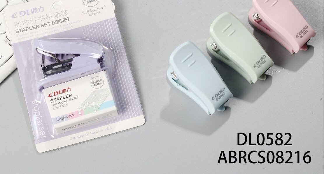 SET ABROCHADORA 24/6 DL0582-288
